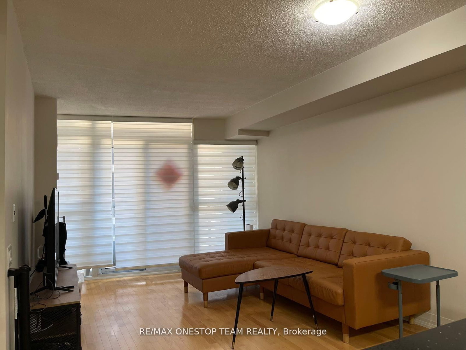 21 Carlton Street, Unit 406 - Photo 6