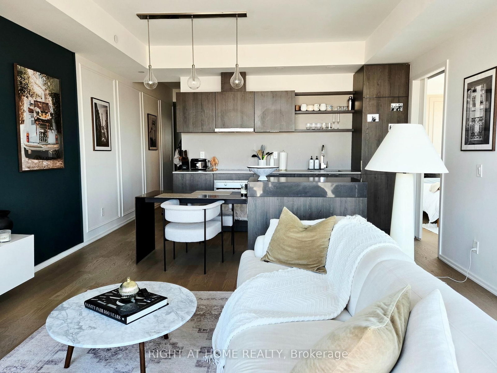 16 Bonnycastle Street, Unit Suite 1304