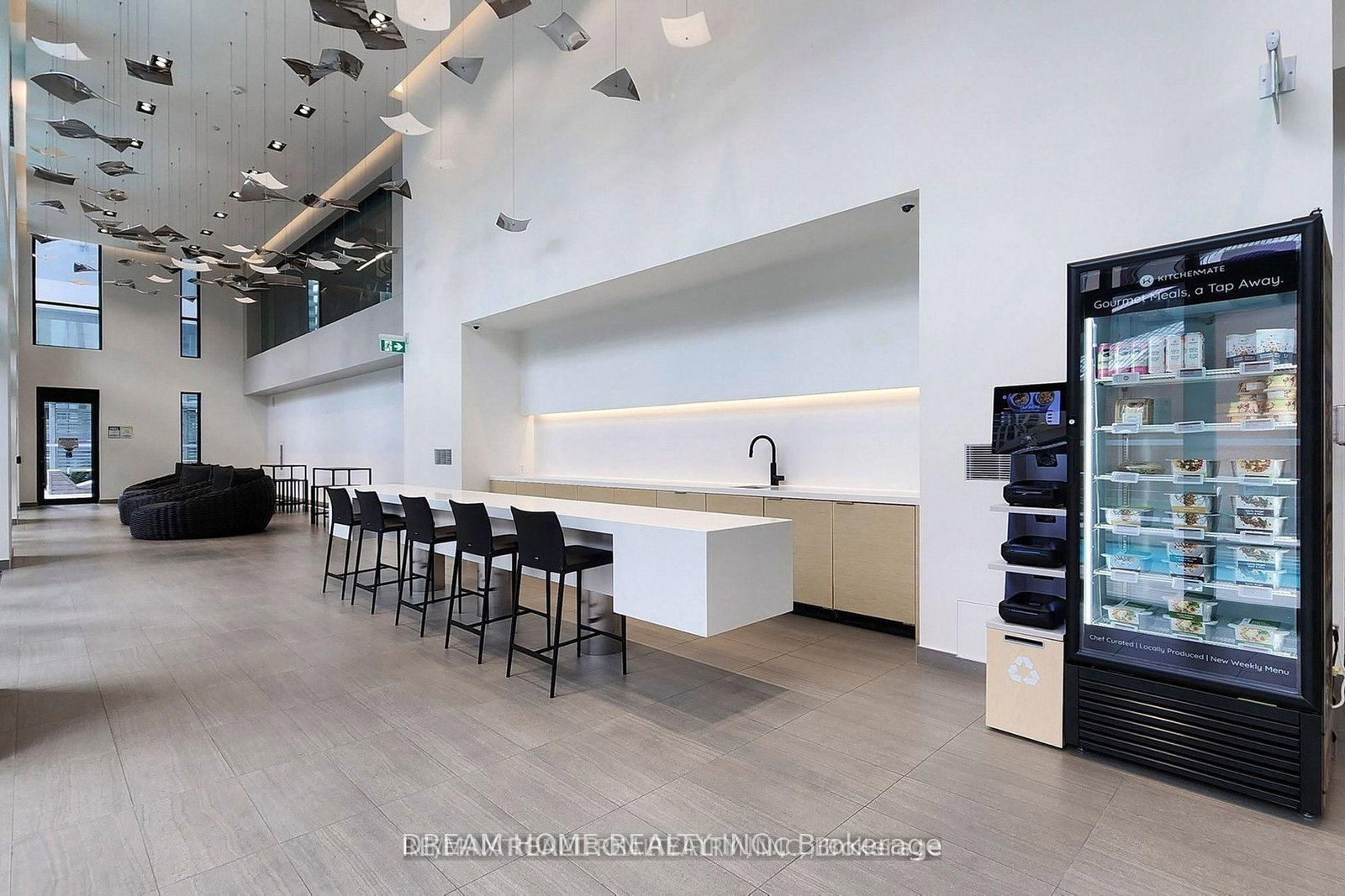 1 Yorkville Avenue, Unit 3003 - Photo 12