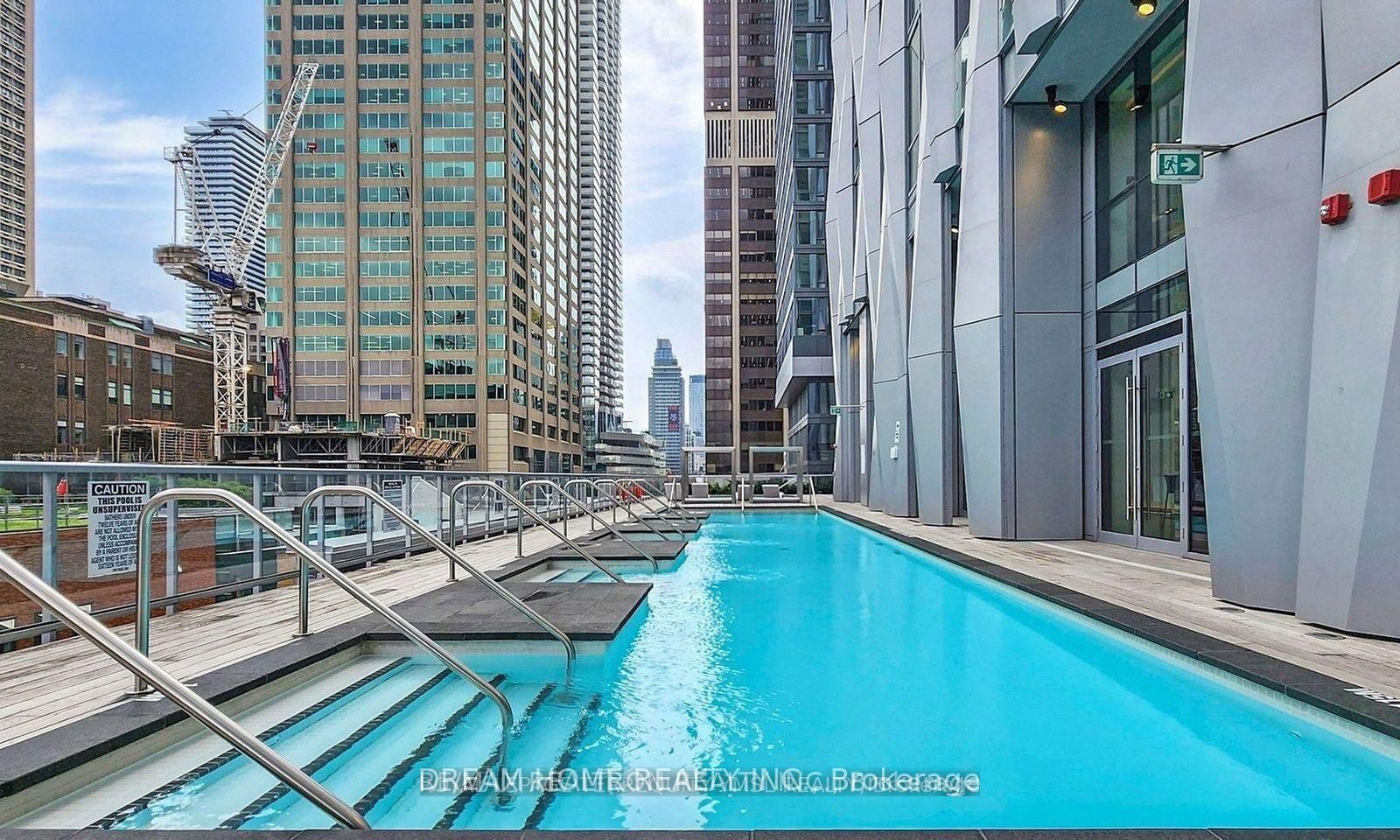 1 Yorkville Avenue, Unit 3003 - Photo 17