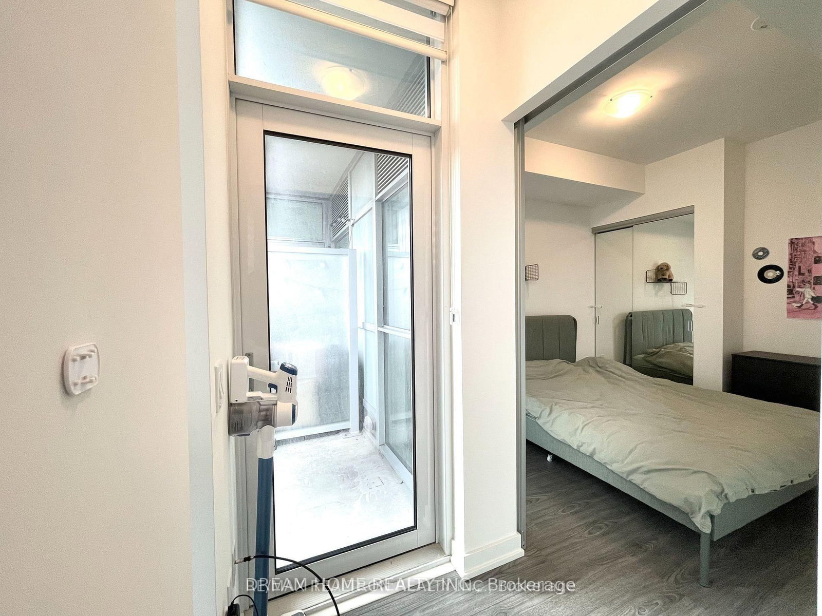 1 Yorkville Avenue, Unit 3003 - Photo 8