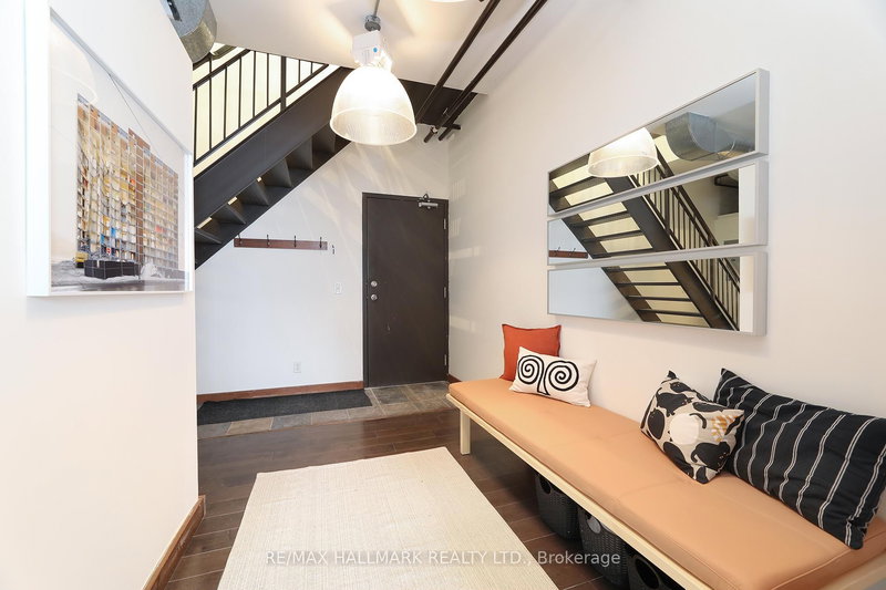7 - 189 Queen Street E