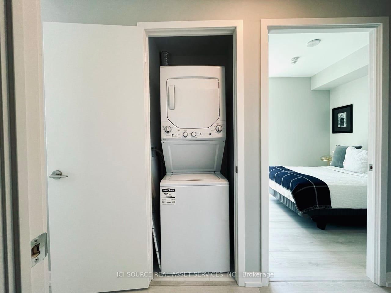 33 Helendale Avenue, Unit 2206 - Photo 13