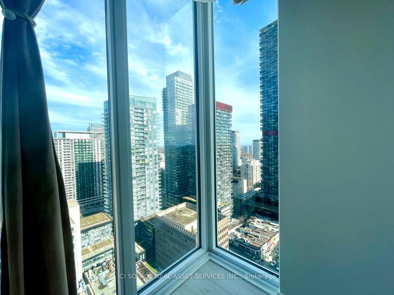 33 Helendale Avenue, Unit 2206 - Photo 23