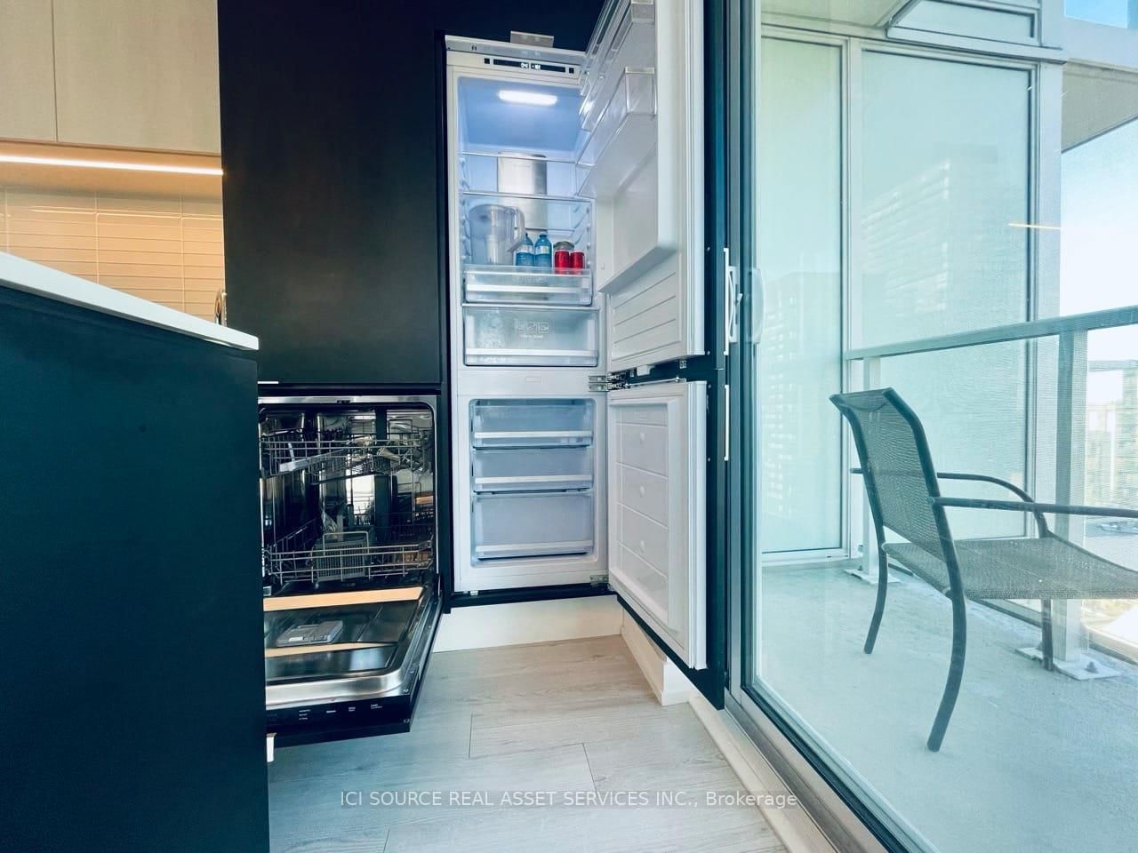 33 Helendale Avenue, Unit 2206 - Photo 26