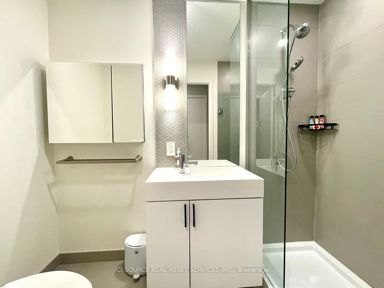 33 Helendale Avenue, Unit 2206 - Photo 28