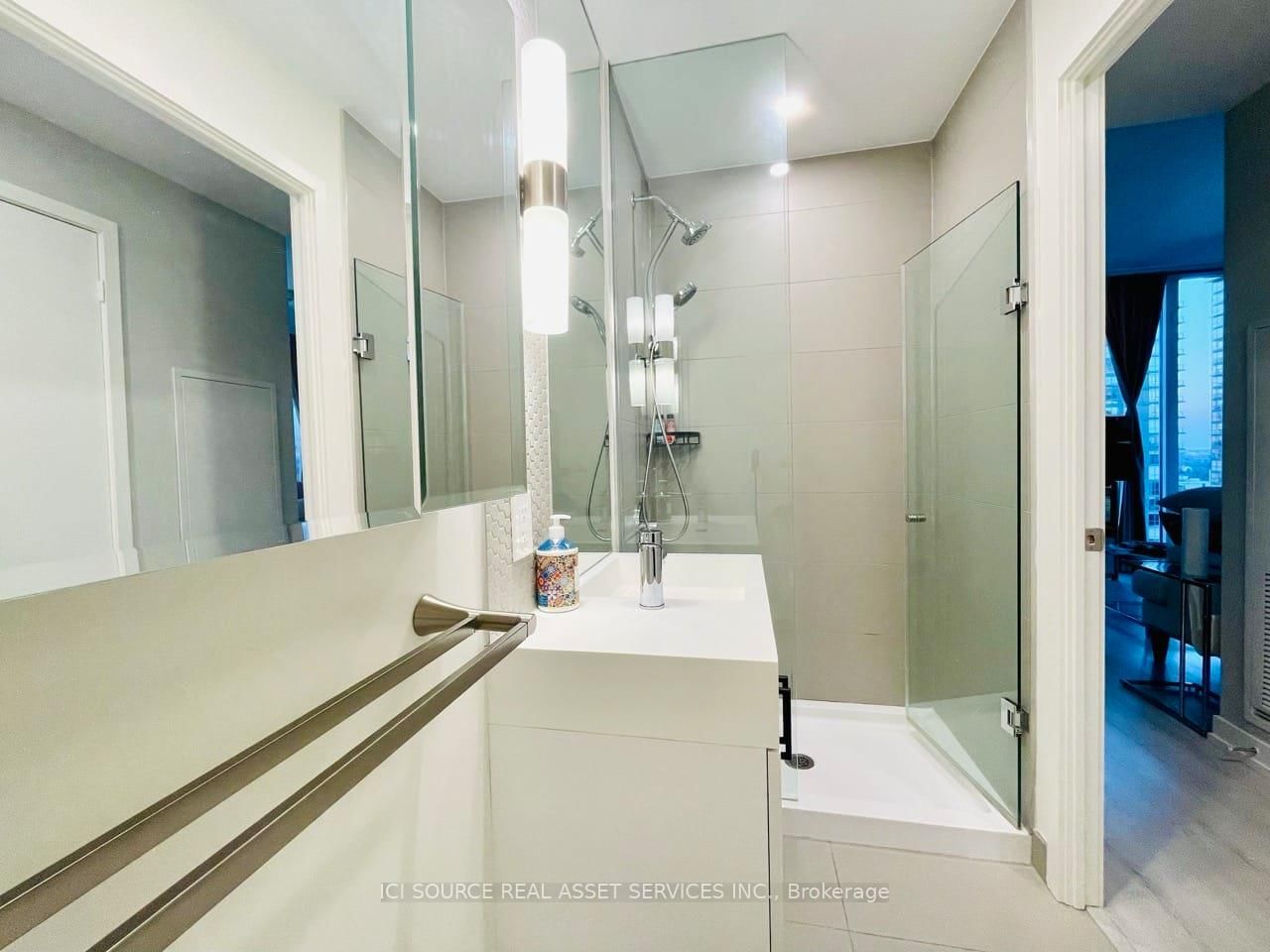 33 Helendale Avenue, Unit 2206 - Photo 29