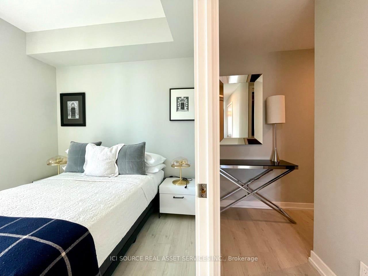 33 Helendale Avenue, Unit 2206 - Photo 8