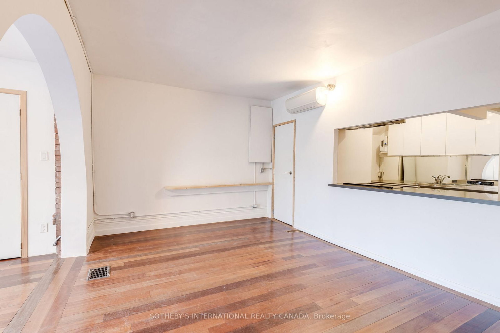 276 Avenue Road, Unit 2nd front - Photo 12