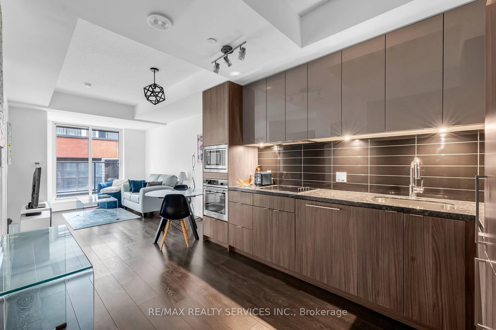 115 Blue Jays Way, Unit 915 - Photo 14