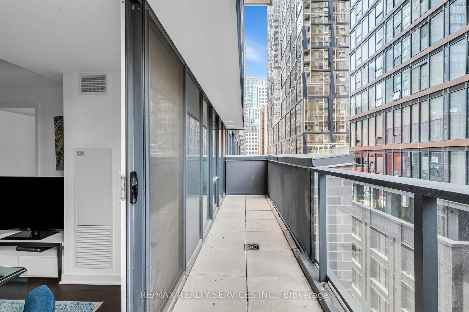 115 Blue Jays Way, Unit 915 - Photo 24