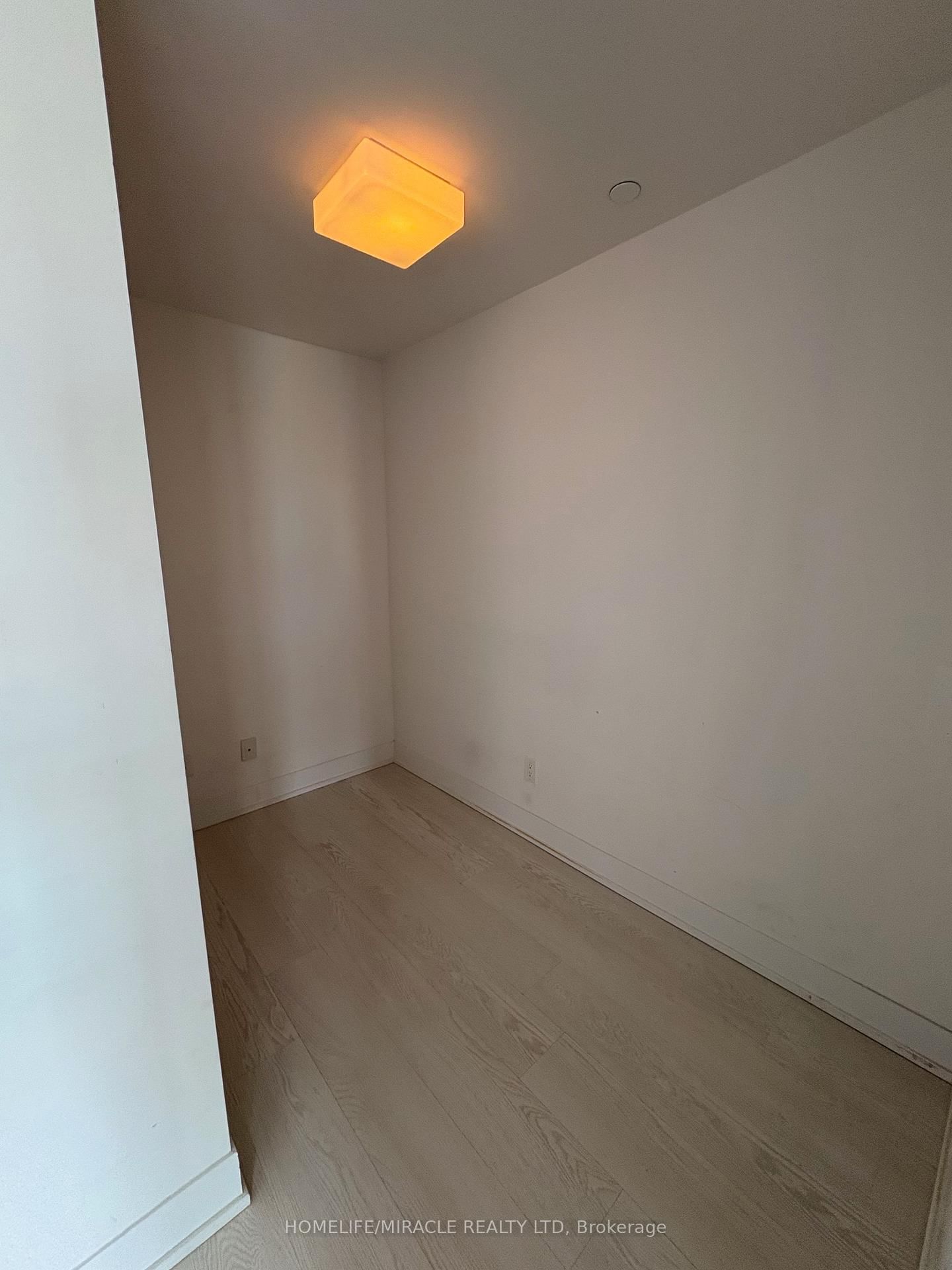 68 Merton Street, Unit 1001 - Photo 5