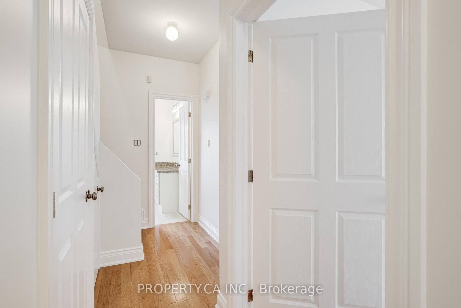 21 D'arcy Street, Unit Upper - Photo 14