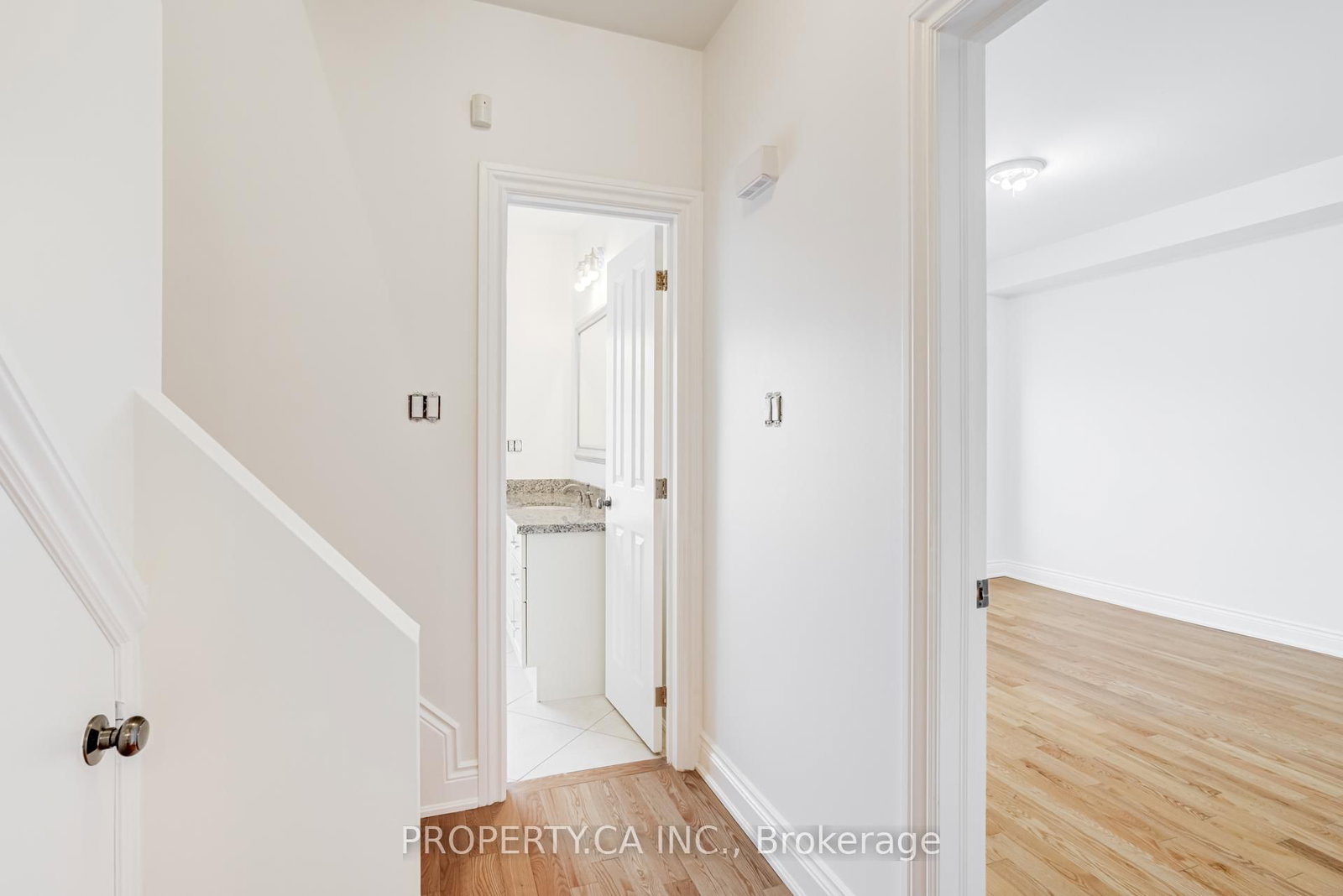 21 D'arcy Street, Unit Upper - Photo 19