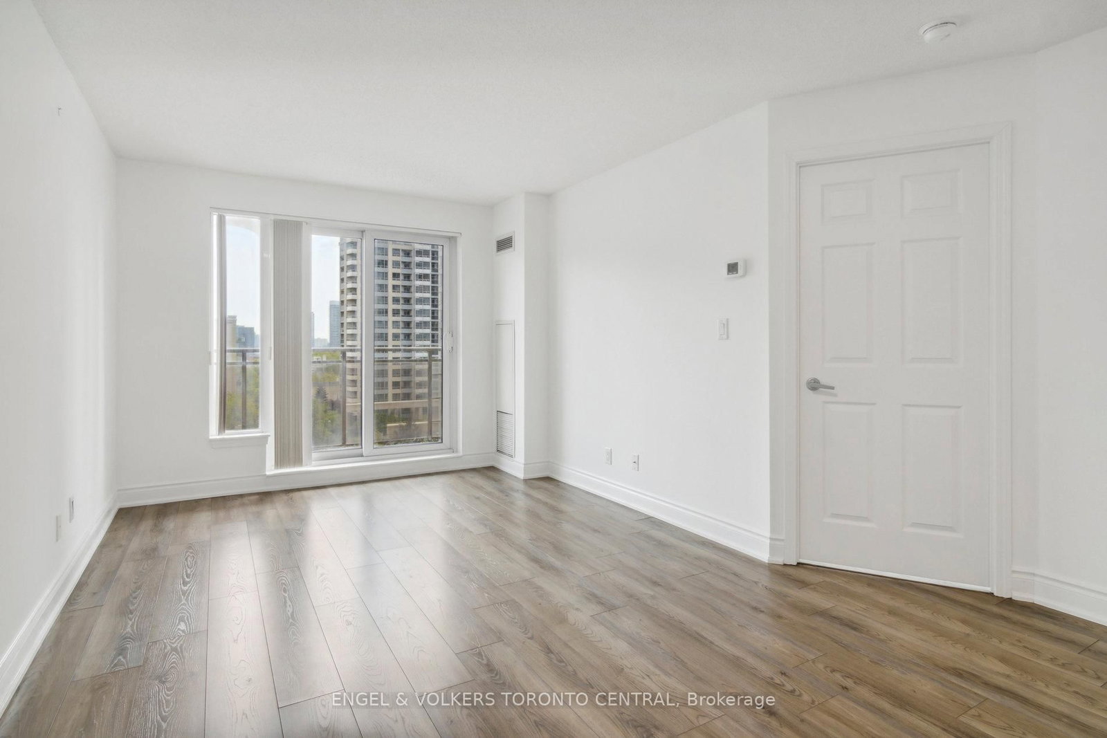 19 Barberry Place, Unit 711 - Photo 16