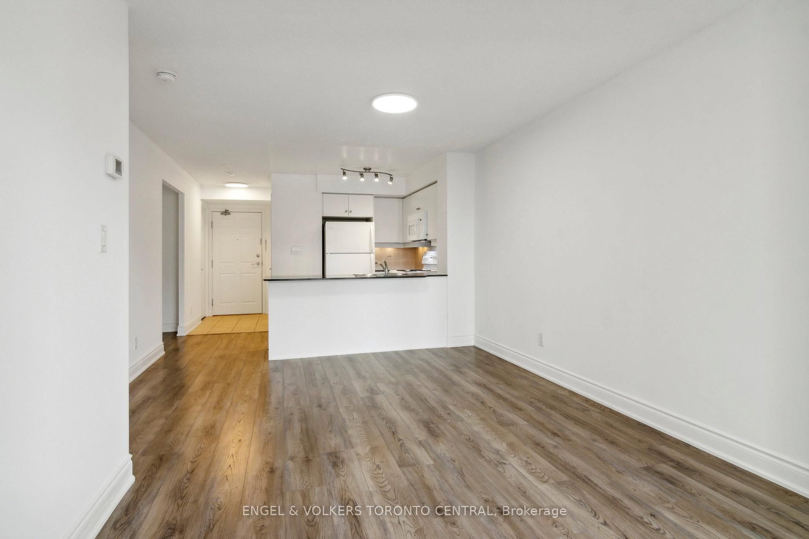 19 Barberry Place, Unit 711 - Photo 19