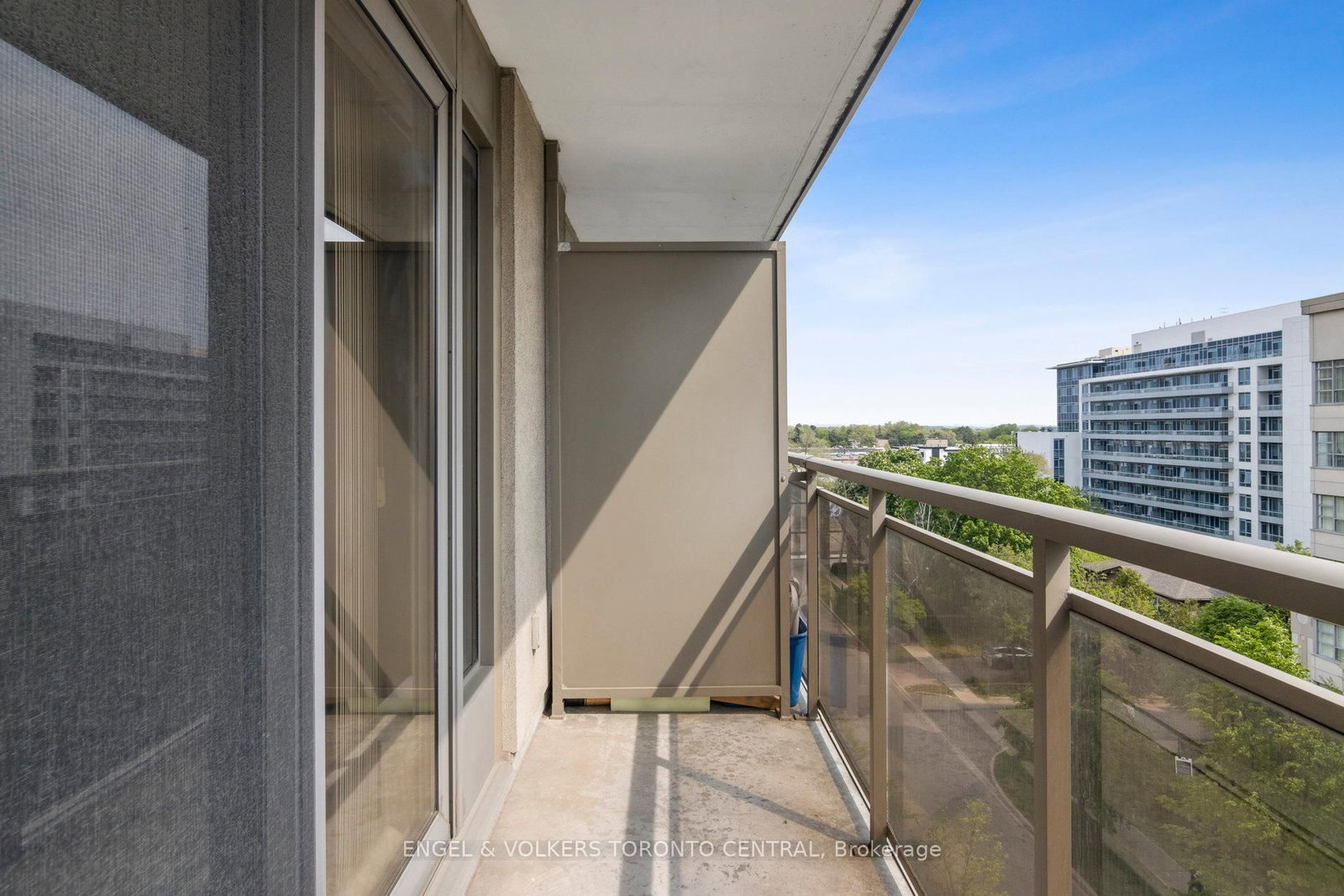 19 Barberry Place, Unit 711 - Photo 26