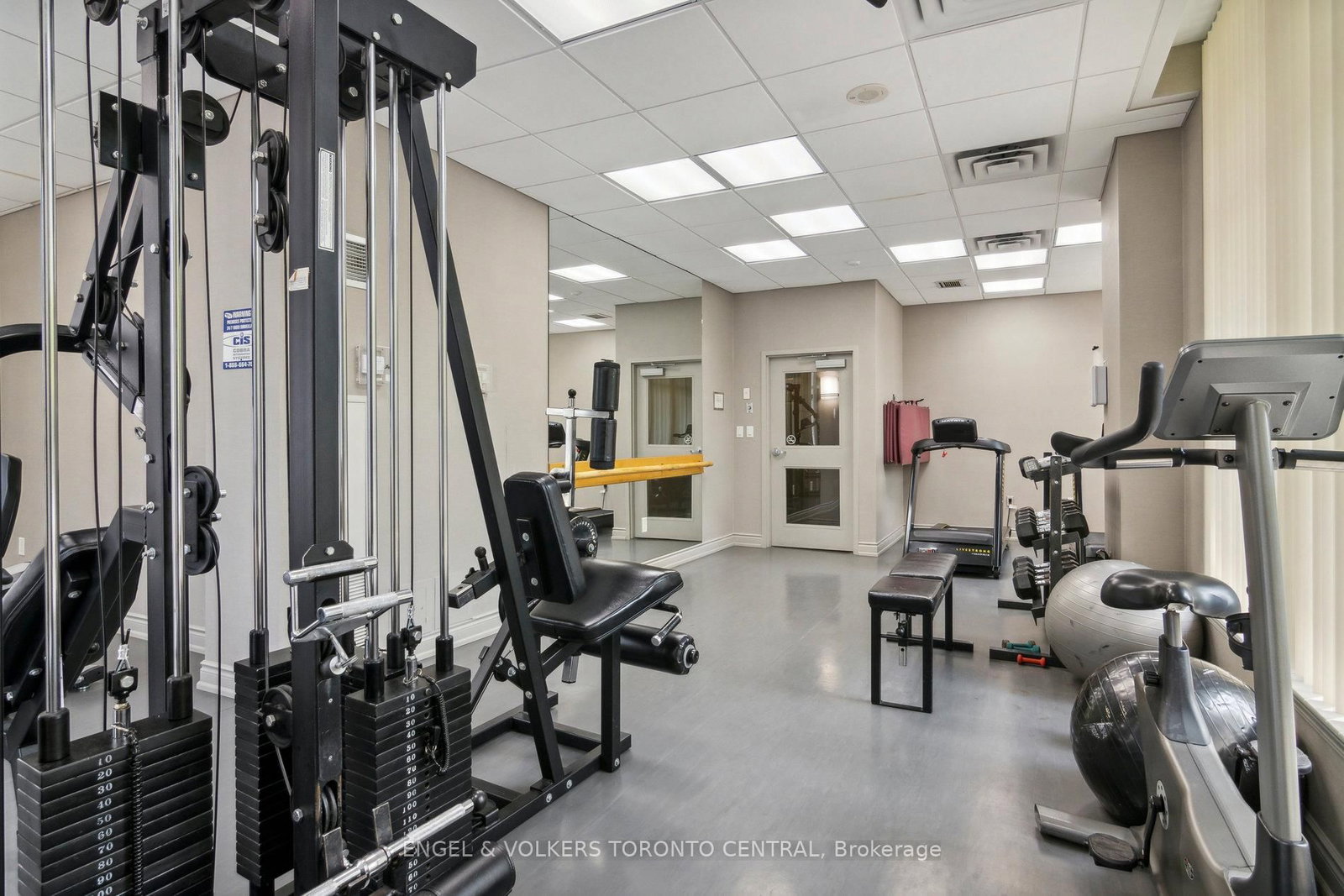 19 Barberry Place, Unit 711 - Photo 33