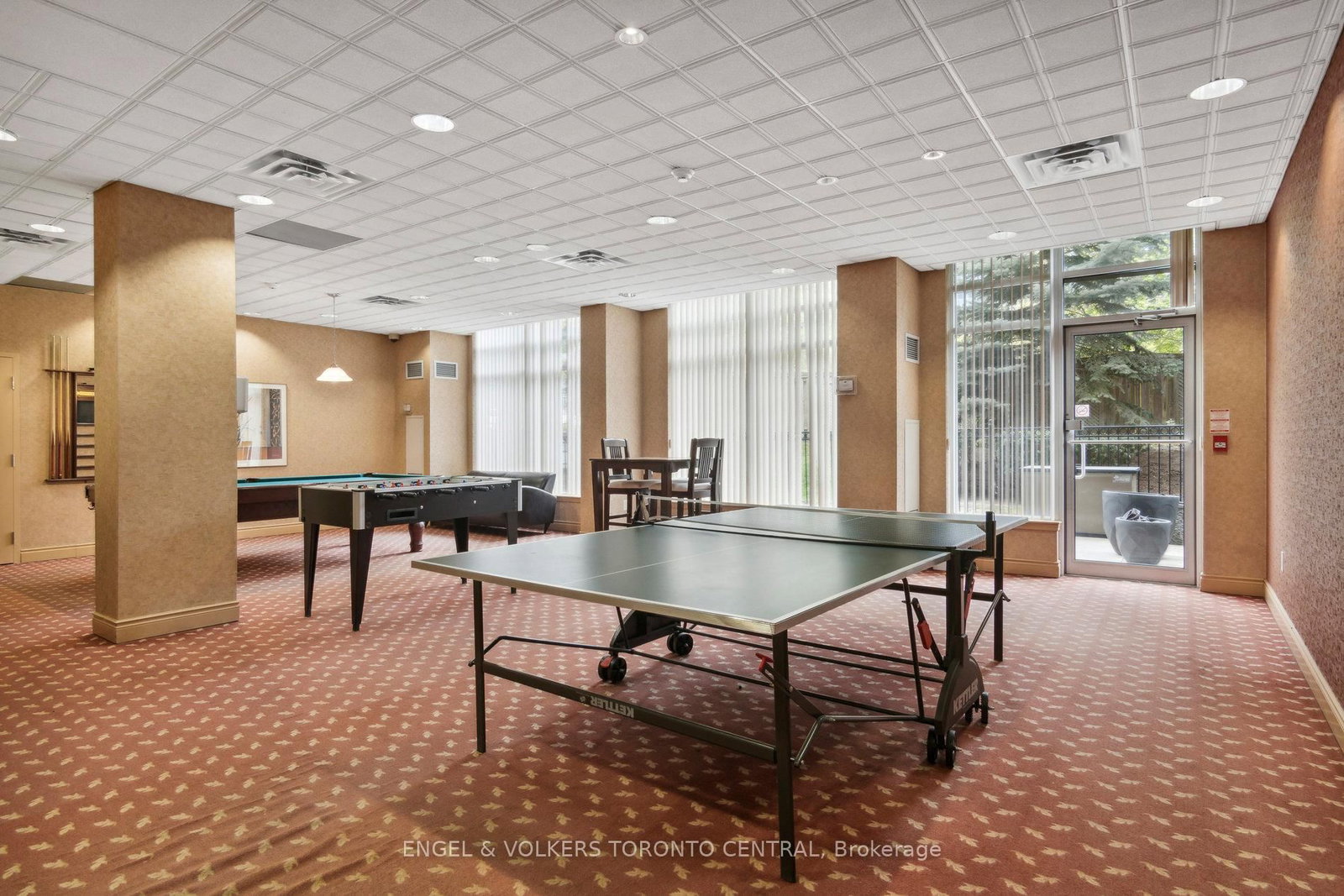 19 Barberry Place, Unit 711 - Photo 34