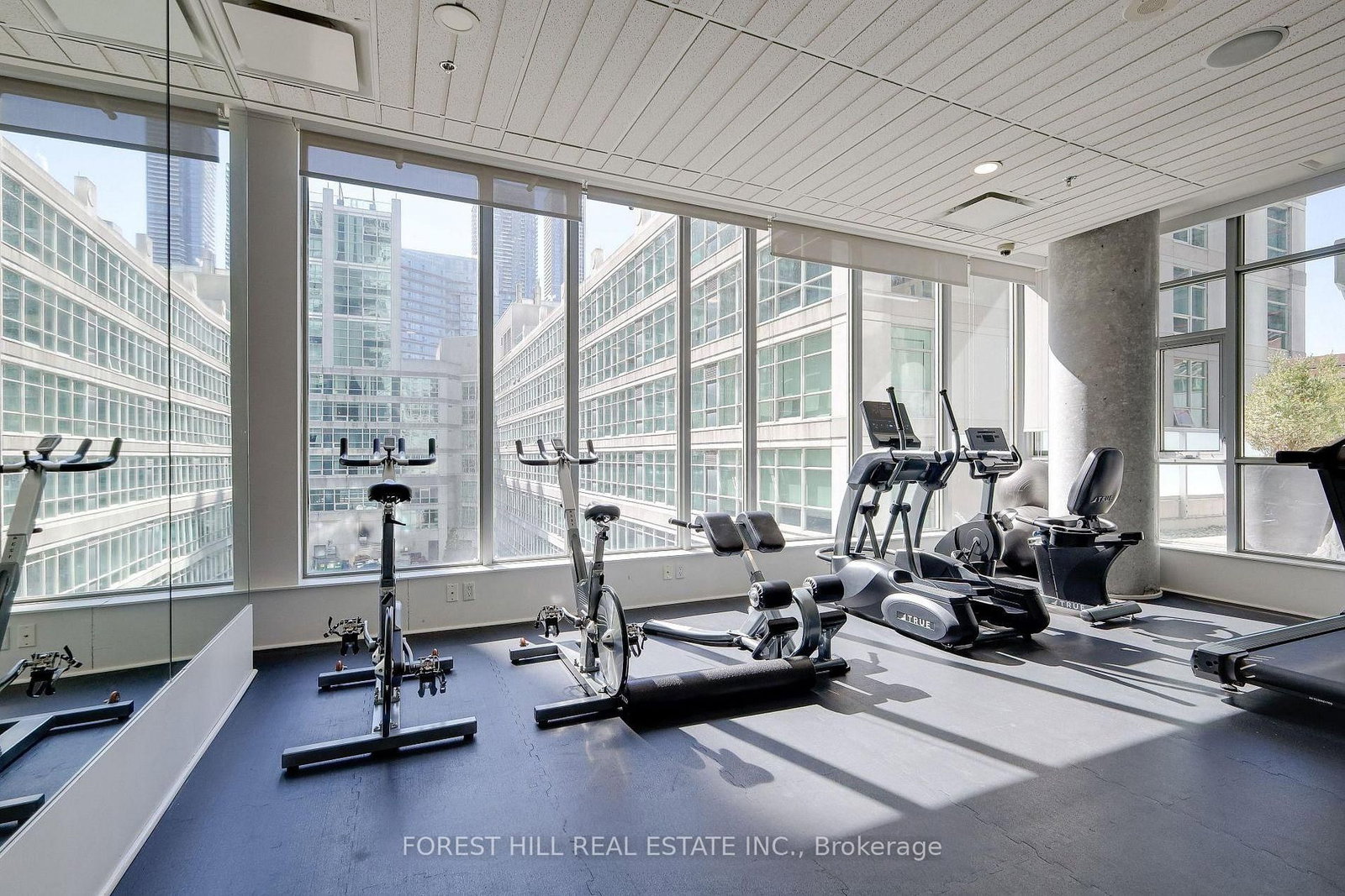 375 King Street W, Unit 2504 - Photo 18