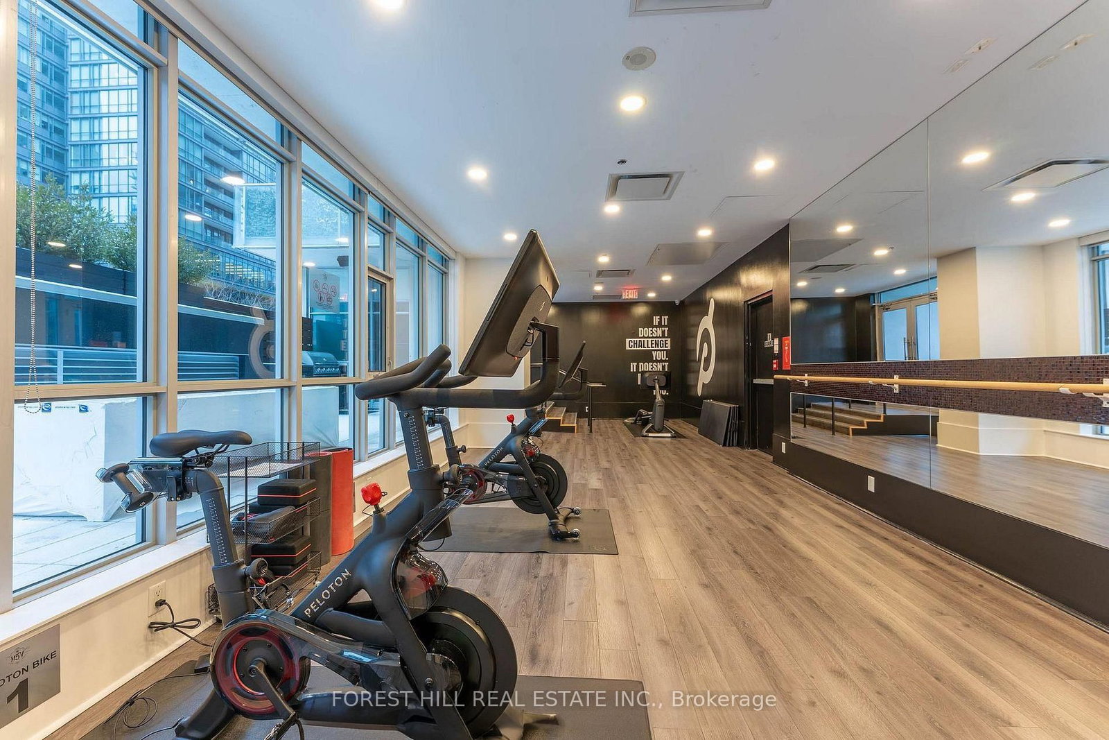 375 King Street W, Unit 2504 - Photo 19