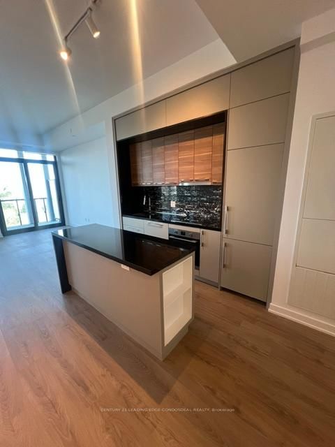 702 - 29 Green Trail Crt, Toronto, M2K 0J9 | Image 3