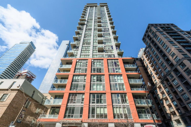 home for sale on 1307-126 Simcoe Street