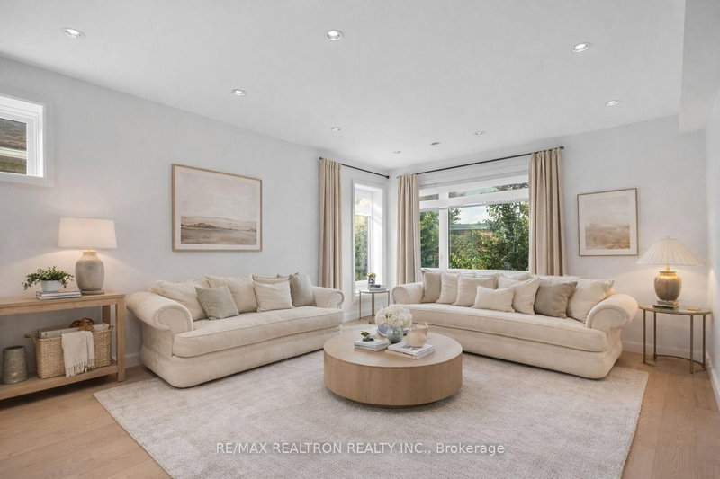 240 Maxwell St, Toronto, M3H 5B7 | Image 2