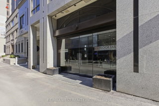 1709 - 55 Bloor Street E