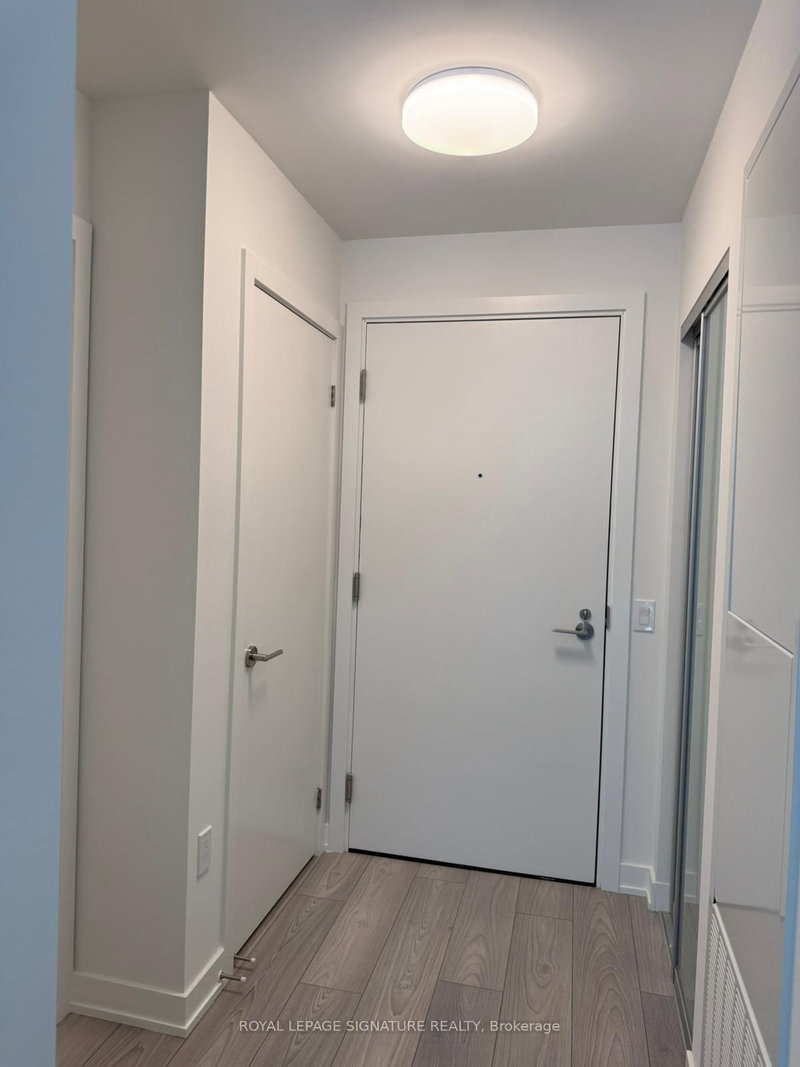 707 - 110 Broadway Ave, Toronto, M4P 0E9 | Image 2