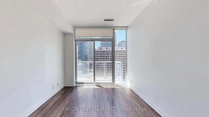 1013 - 33 Helendale Ave, Toronto, M4R 0A4 | Image 2