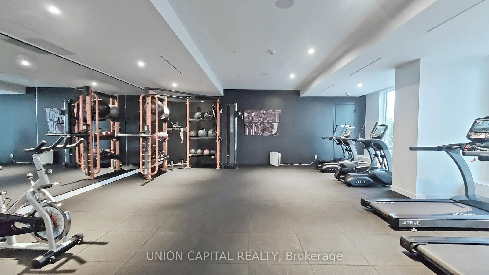 33 Helendale Avenue, Unit 1013 - Photo 22