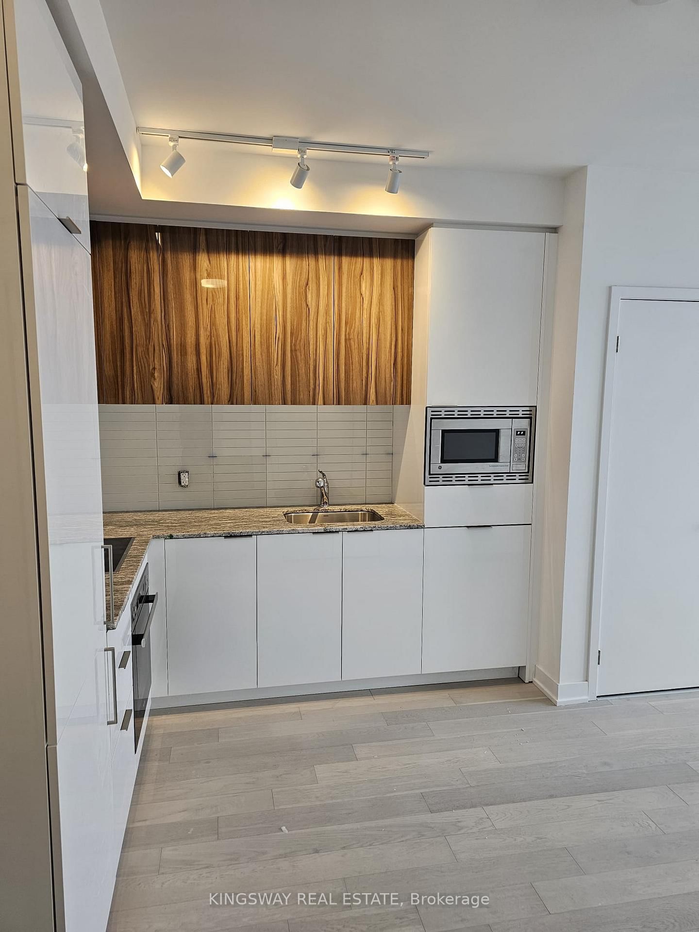 50 O'Neill Road, Unit 1507 - Photo 14