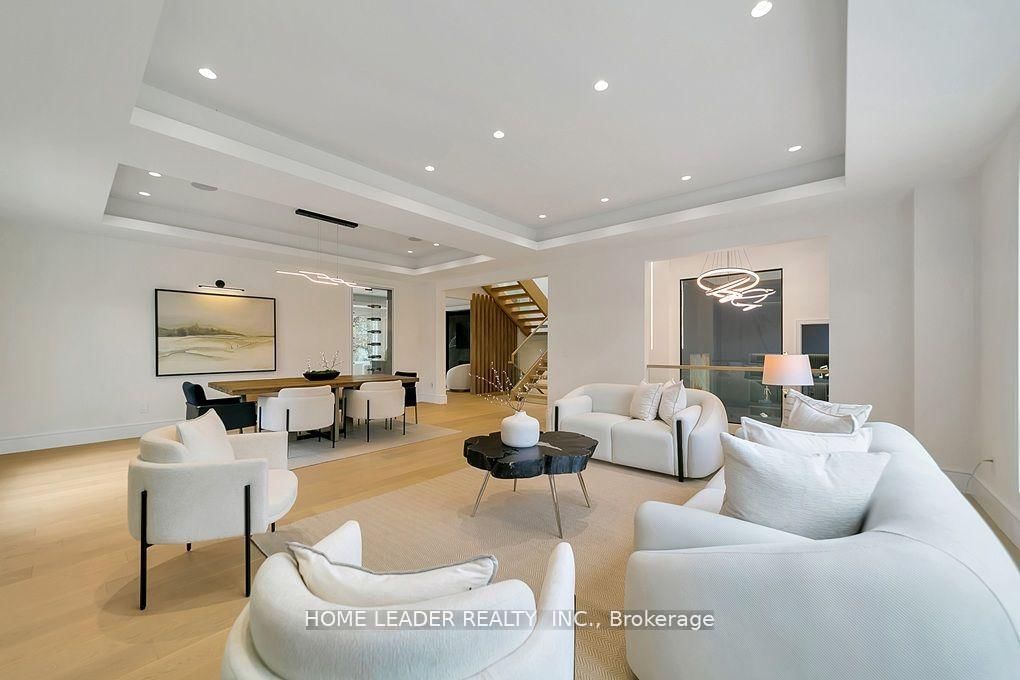 169 Poyntz Avenue - Photo 17