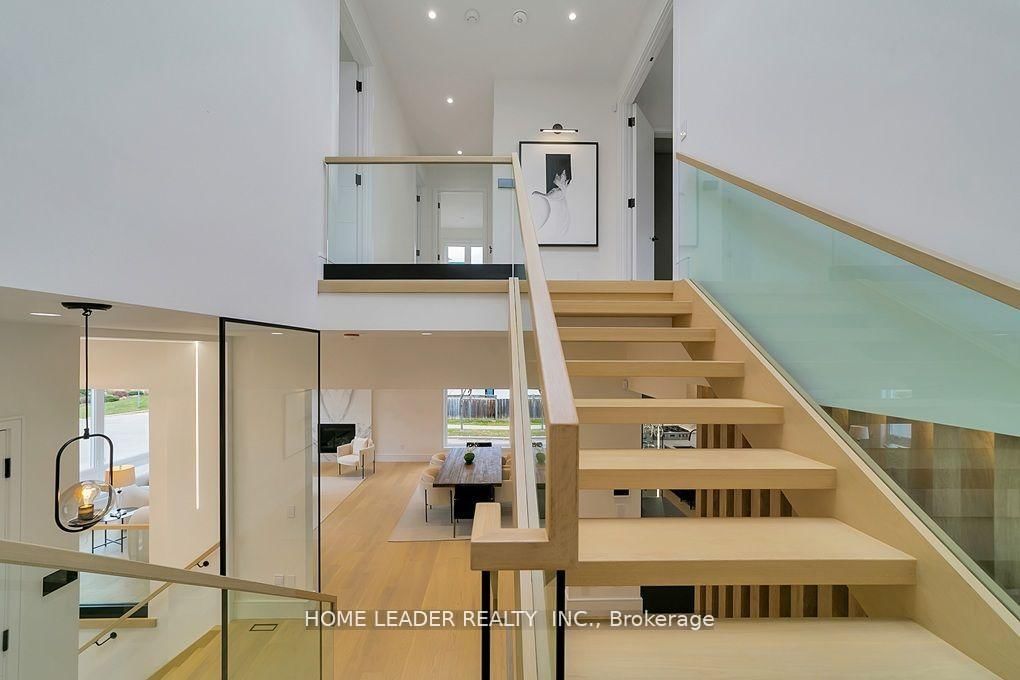 169 Poyntz Avenue - Photo 19