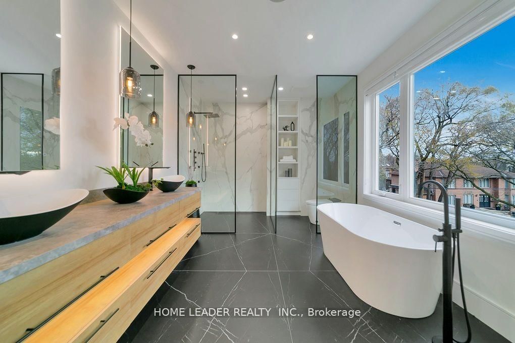 169 Poyntz Avenue - Photo 21