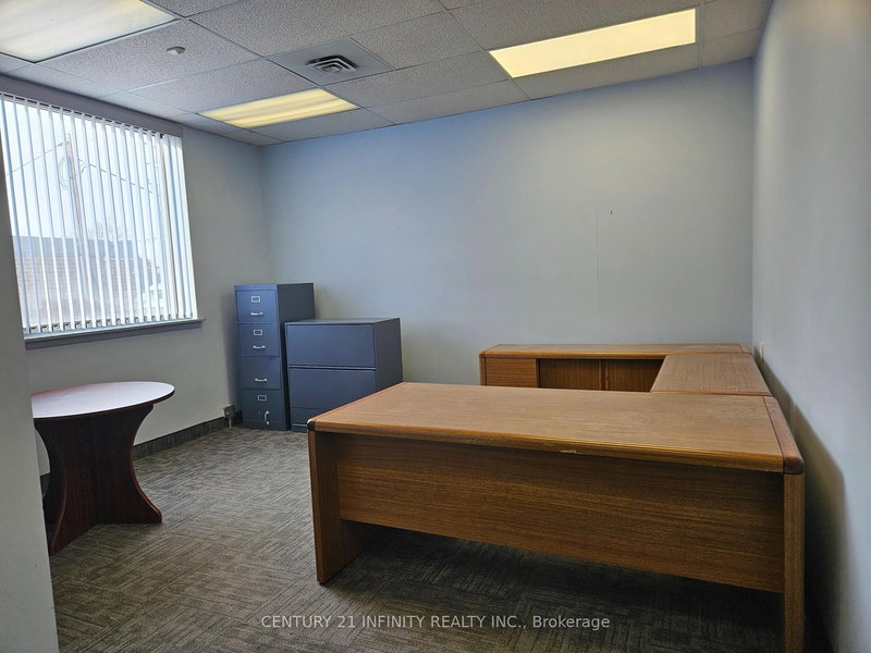 103 - 85 Curlew Dr, Toronto, M3A 2P8 | Image 3