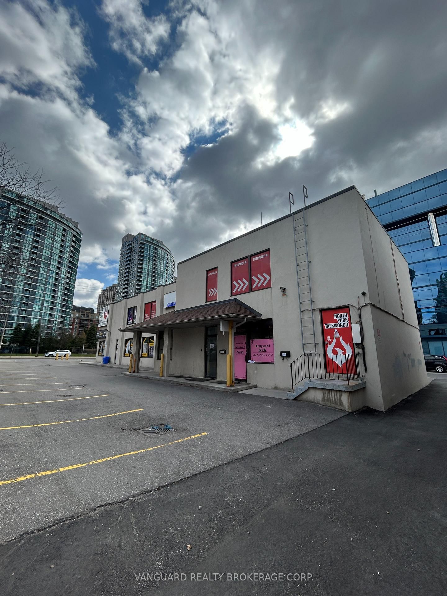 4578 Yonge Street, Unit Suite 100 - Photo 3