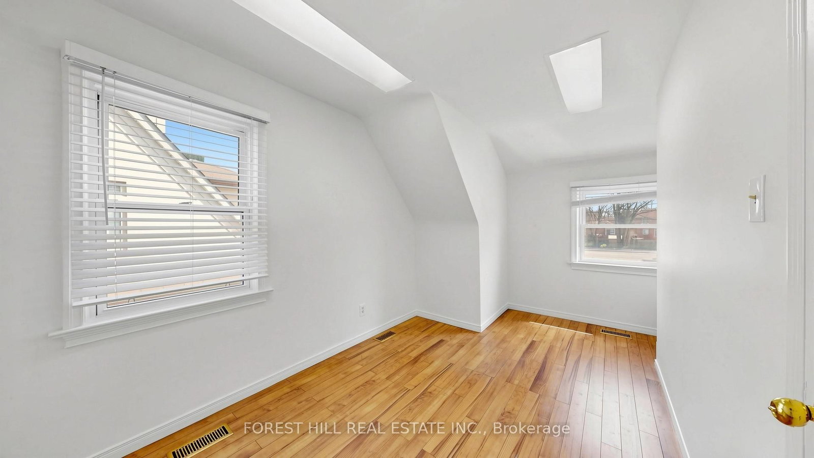 168 Sheppard Avenue W - Photo 19