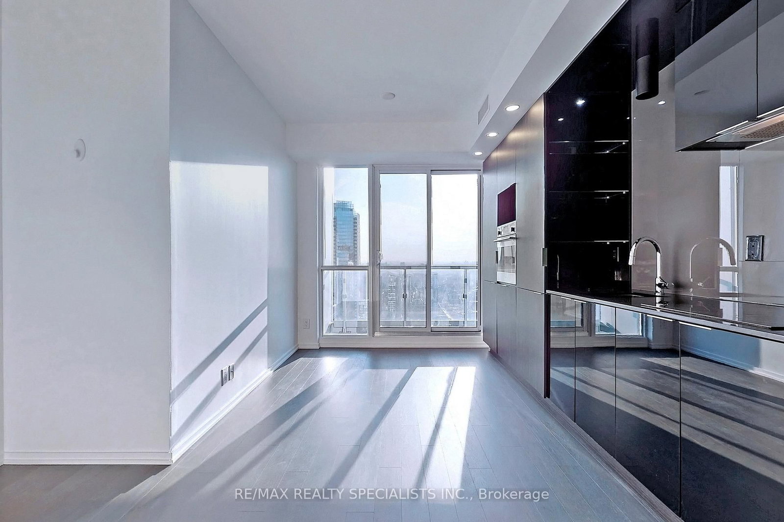 70 Temperance Street, Unit 5312 - Photo 7