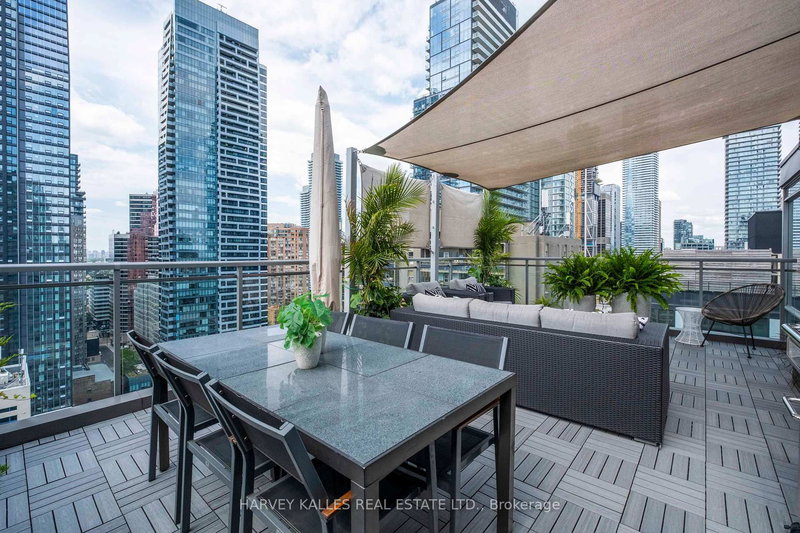PH2 - 22 Wellesley St E, Toronto, M4Y 1G3 | Image 3