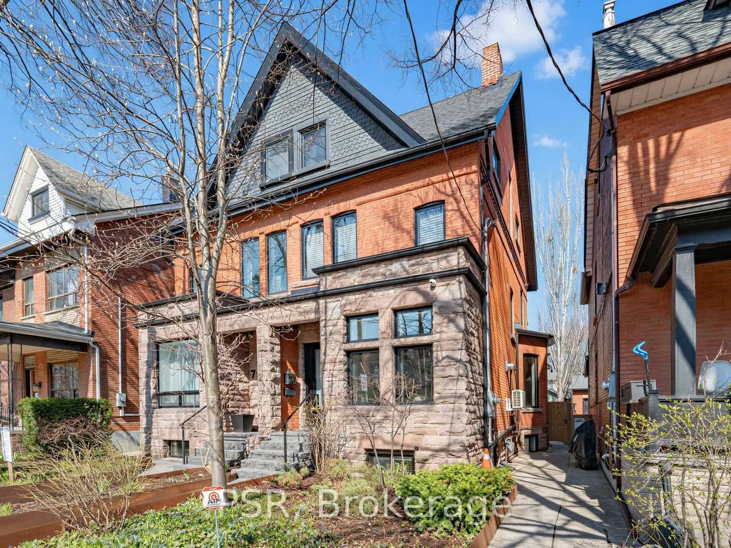 69 Crawford Street, Unit B - Photo 2