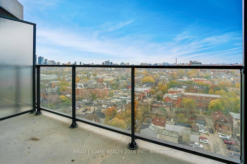 1313 - 195 McCaul St, Toronto, M5T 1W6 | Image 2