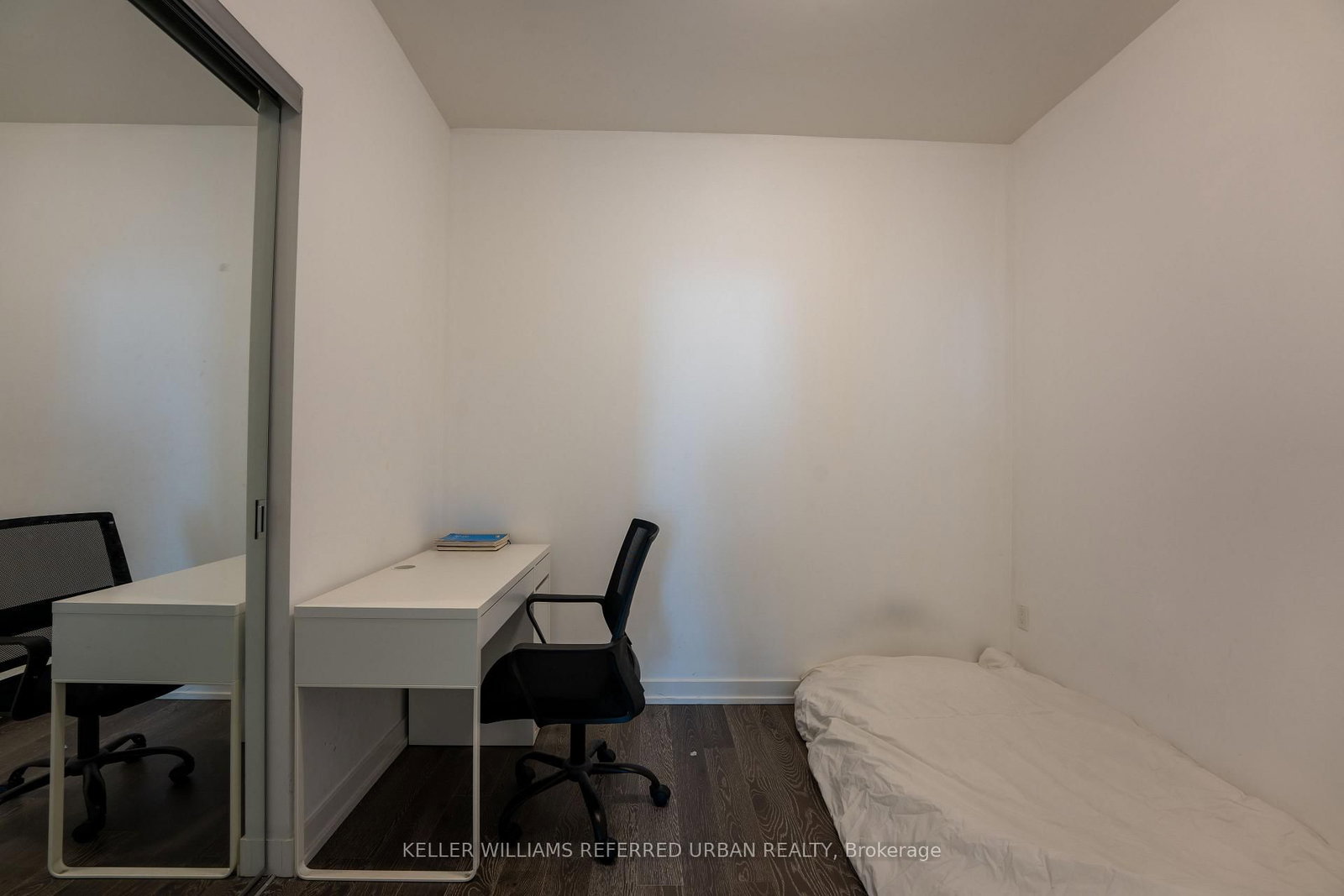 1 Yorkville Avenue, Unit 3305 - Photo 10