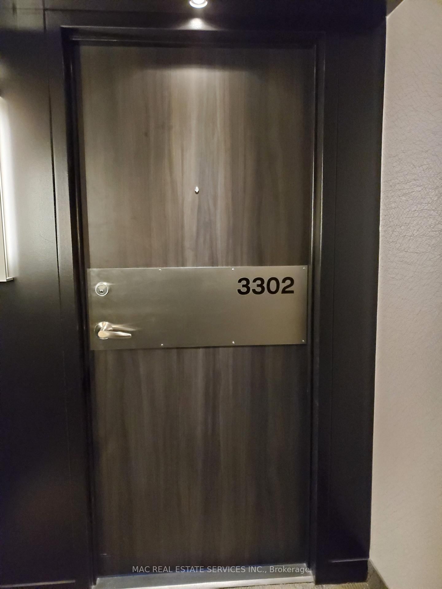 210 Victoria Street, Unit 3302