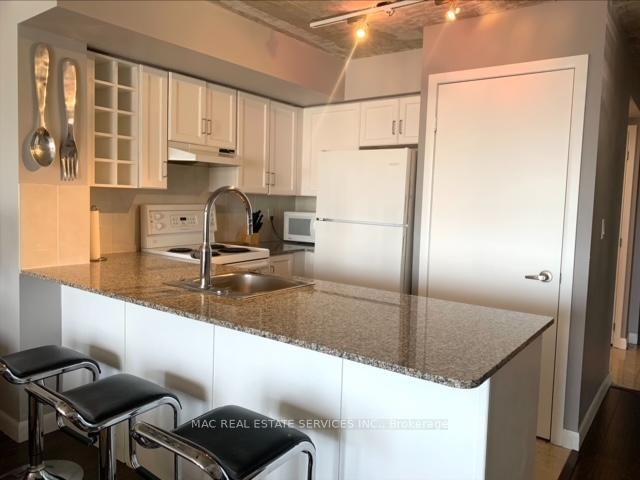 210 Victoria Street, Unit 3302 - Photo 12