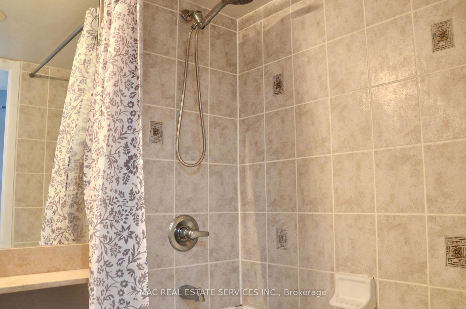 210 Victoria Street, Unit 3302 - Photo 15