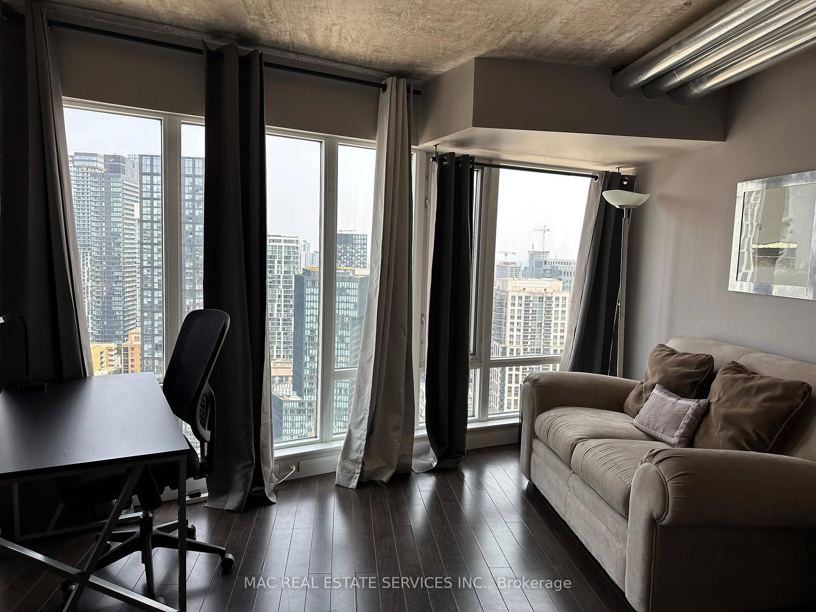 210 Victoria Street, Unit 3302 - Photo 16