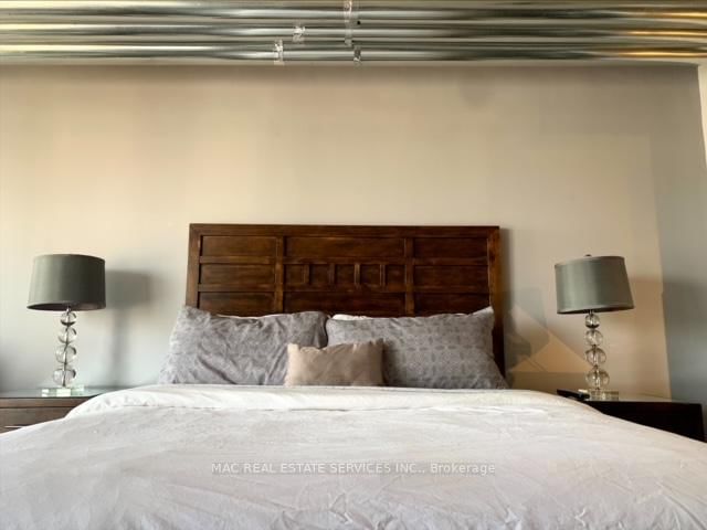 210 Victoria Street, Unit 3302 - Photo 3