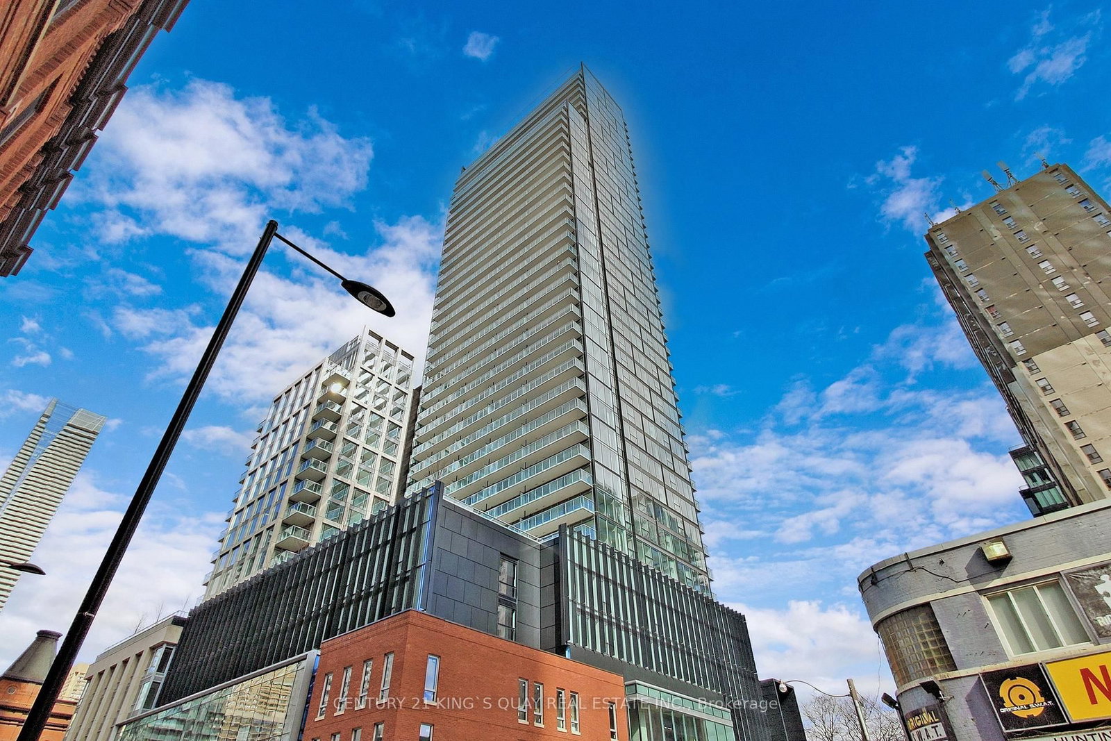 3 Gloucester Street, Unit 3808 - Photo 2